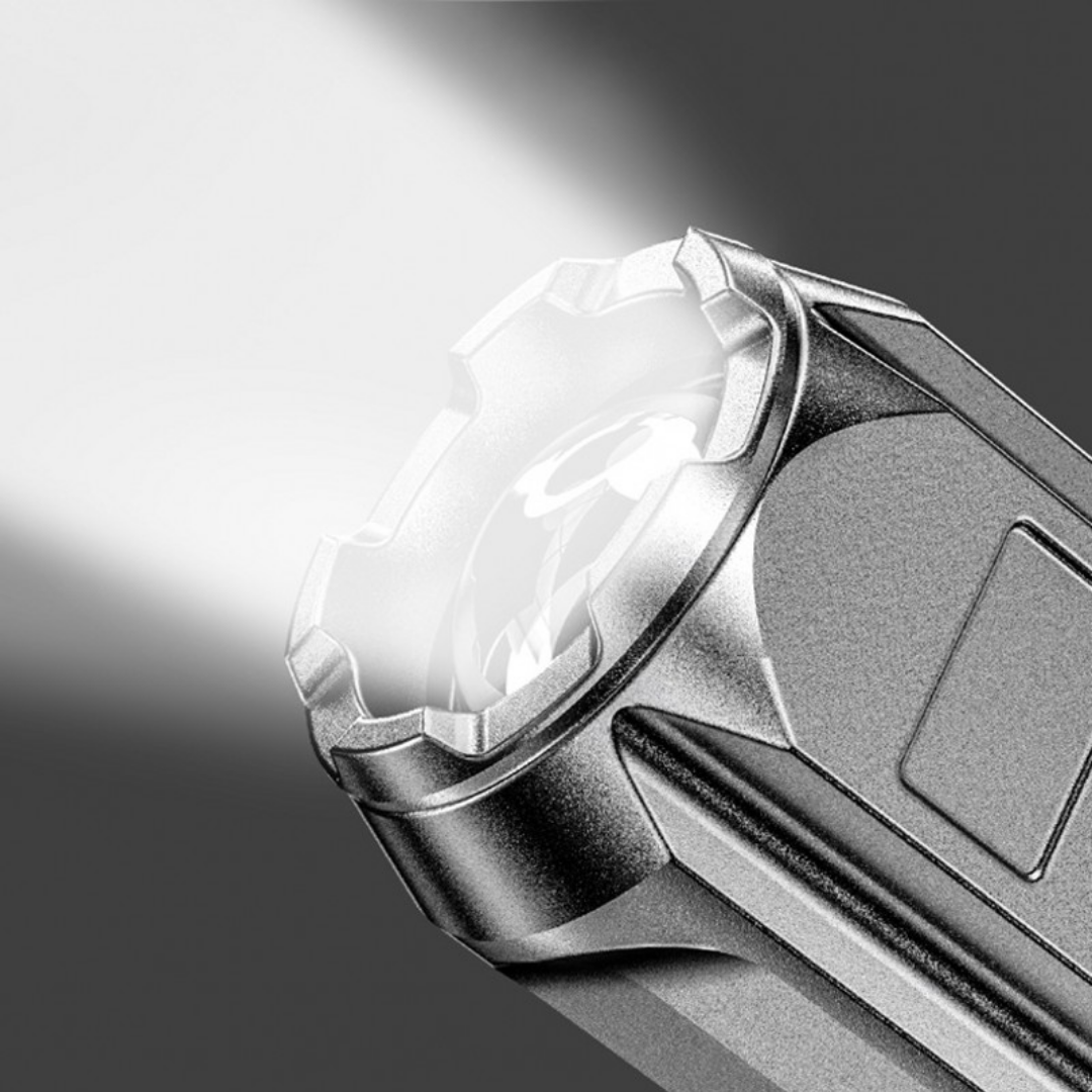 Lanterna Tática Portátil Led Recarregável USB Super Potente - Imagem 5